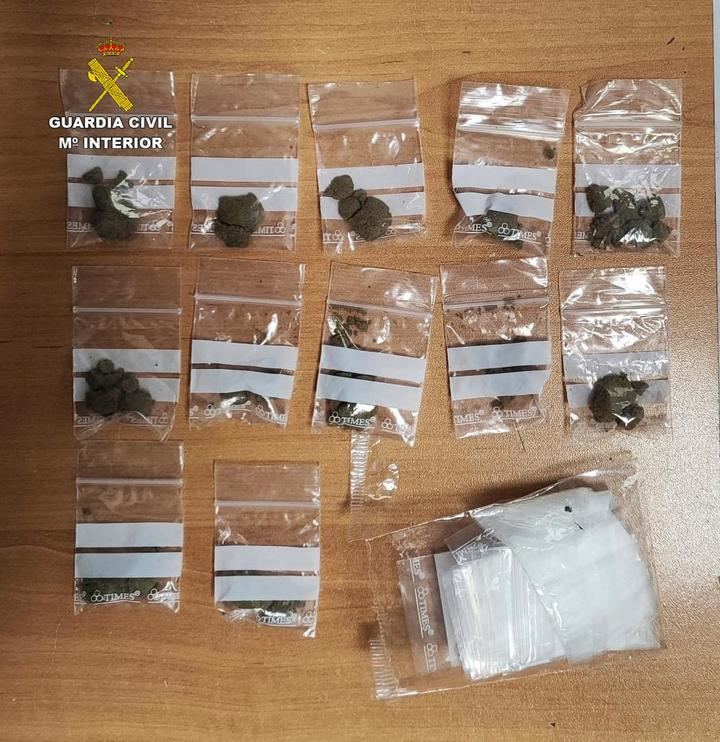 Desactivado un punto de venta de drogas en las proximidades de un colegio de Azuqueca de Henares