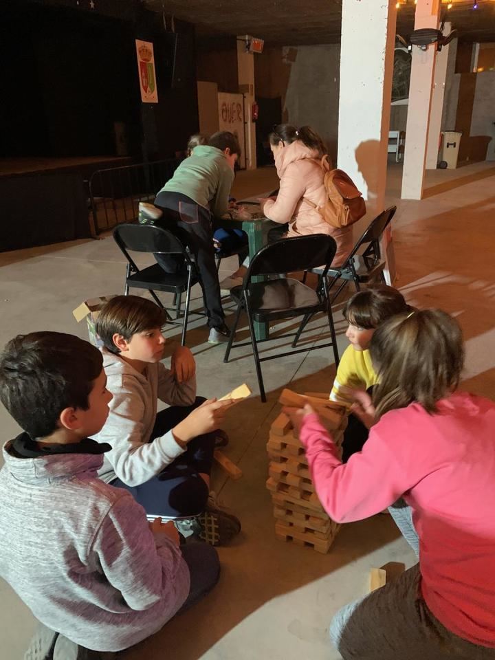 La ubicación del Espacio Joven de Quer, vuelve a la Piscina Municipal