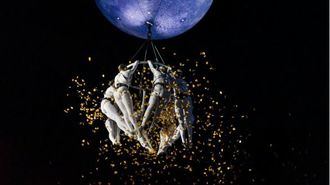 Un espectáculo aéreo con acrobacias para inaugurar los Veranos de la Villa