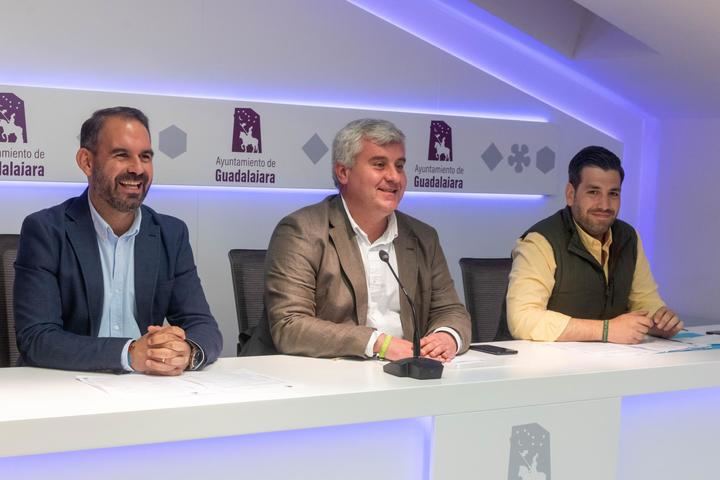 El ayuntamiento de Guadalajara suma otro millón y medio en inversiones para gasto social, asfaltado y renaturalización del casco