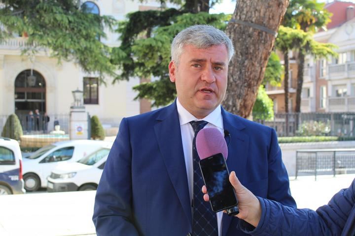 Esteban defiende destinar el 50% del Plan de Empleo de la Junta a empresas, pymes, agricultores, ganaderos y tercer sector para ayudar a la contratación de trabajadores