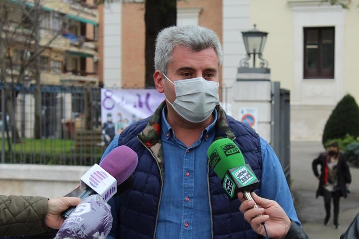 Esteban tacha la gestión realizada por Page en este año de pandemia de nefasta y cargada de una dosis importante de prepotencia y soberbia