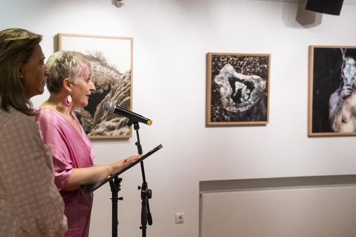 Inauguradas las exposiciones La Pasión de Pierre-Louis Flouquet y Los Hijos del Ciervo, de José Luis Carrillo