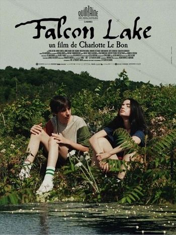 CINE CLUB ALCARREÑO : 'Falcon Lake' de Charlotte Le Bon