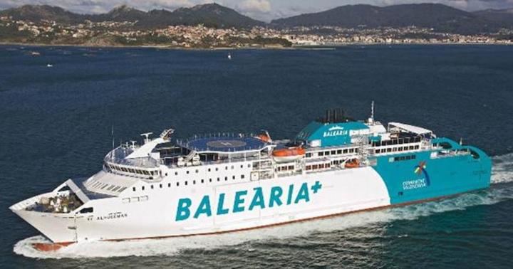 Muere decapitado un hombre en Ibiza tras ser arrollado su barco por un ferry