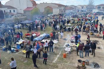Cientos de personas disfrutan de la X Fiesta de la Patata de Yunquera de Henares
