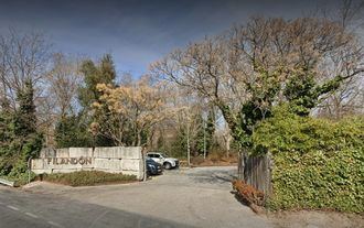 Dos encapuchados atracan a punta de pistola el restaurante Filandón de Madrid