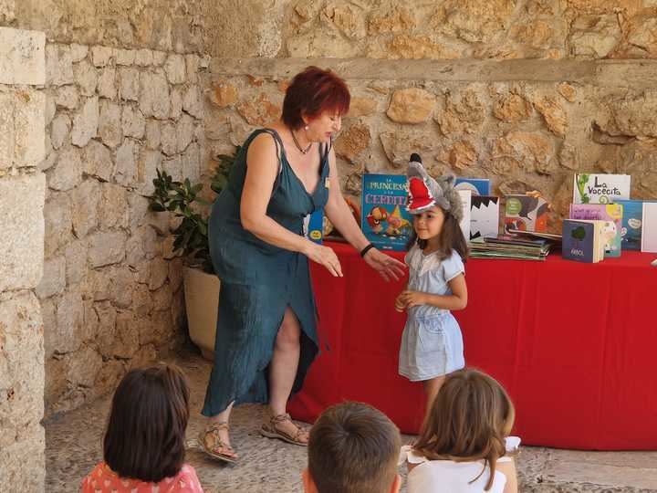 Nuevo éxito del Mercadillo del libro de ocasión de Fuentenovilla