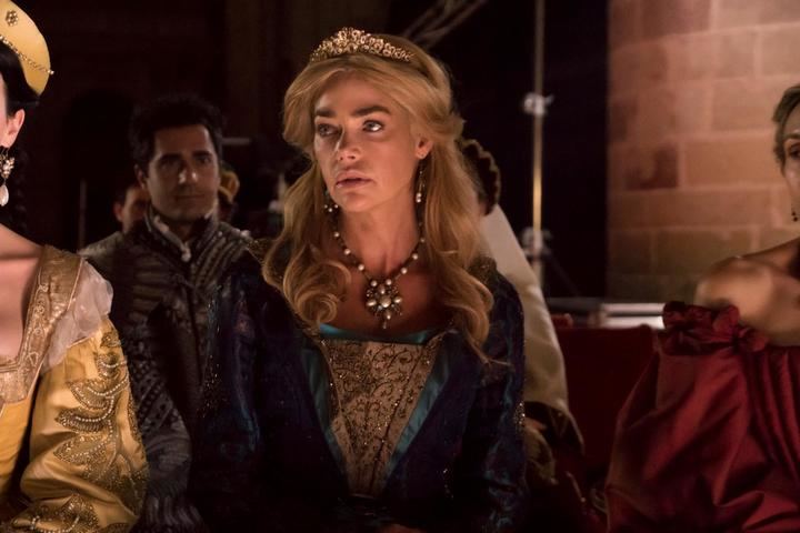 La serie GLOW & DARKNESS elige Sigüenza como uno de sus escenarios