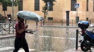 La DANA se desplaza al centro de España y graniza en la ciudad de Madrid