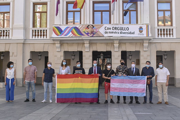 Guadalajara conmemora el Día Internacional del Orgullo LGTBI orgullosa de su diversidad