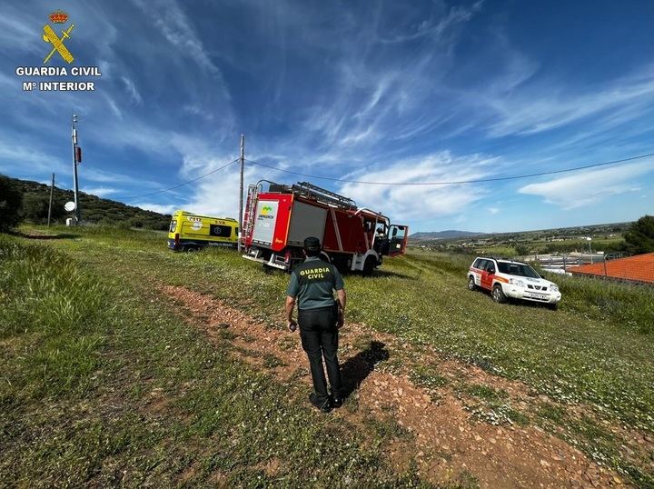 Rescatado un parapentista herido en el Risco Amarillo de la Sierra de Malagón