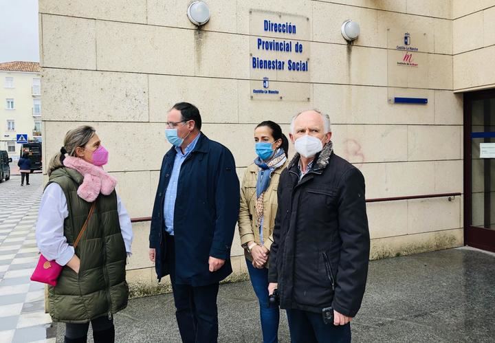 Guarinos exige a Page que trate a las personas mayores como se merecen, con respeto, dignidad y menos prepotencia