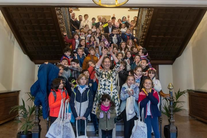 El Ayuntamiento de Guadalajara escuchó las propuestas de niños y niñas en un pleno infantil por el Día de la Infancia