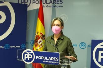 Guarinos apunta que los datos de paro y afiliación indican que no estamos en la senda de la recuperación económica de la que tanto presume Page