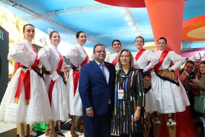 Guadalajara muestra su ‘orgullo’ en Fitur con gastronomía, folclore e innovación tecnológica 