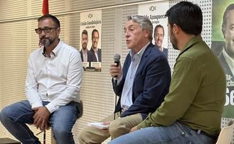 El eurodiputado Hermann Tertsch apoya en Azuqueca a los candidatos de VOX