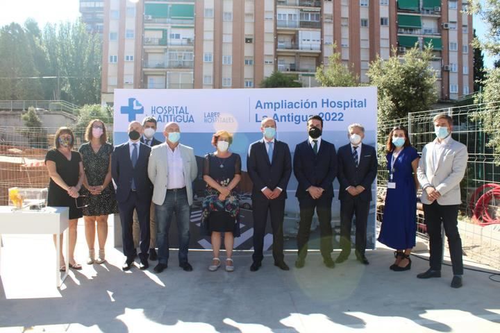 El Hospital La Antigua de Guadalajara pone la primera piedra para su ampliación 