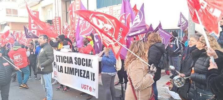 Seguimiento masivo en el primer día de huelga de las trabajadoras de la Limpieza de Ciudad Real, Cuenca, Guadalajara y Toledo