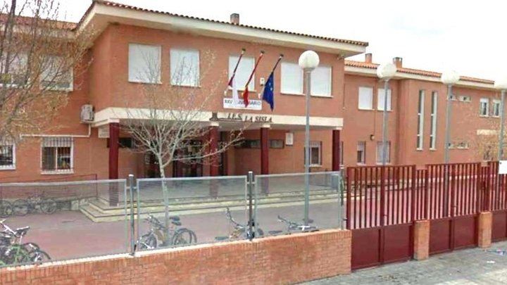 UGT CLM avisa de la incertidumbre en los centros educativos ante la retirada de las mascarillas obligatorias