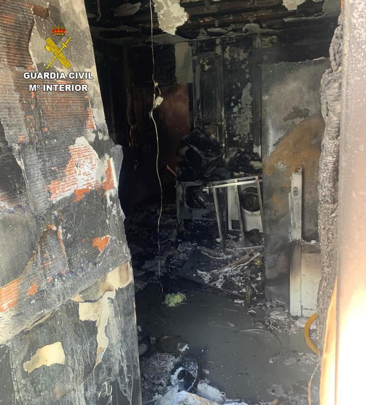 La Guardia Civil de Toledo rescata a dos personas nonagenarias tras el incendio de su vivienda