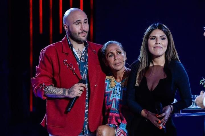 LECTURAS Isabel Pantoja se ceba en las críticas contra su hija Isa