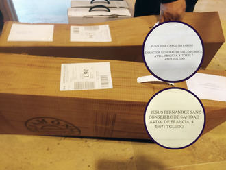 Piden conocer el origen y el destino de los jamones y vinos recibidos por la Consejería de Sanidad de la Junta de Page