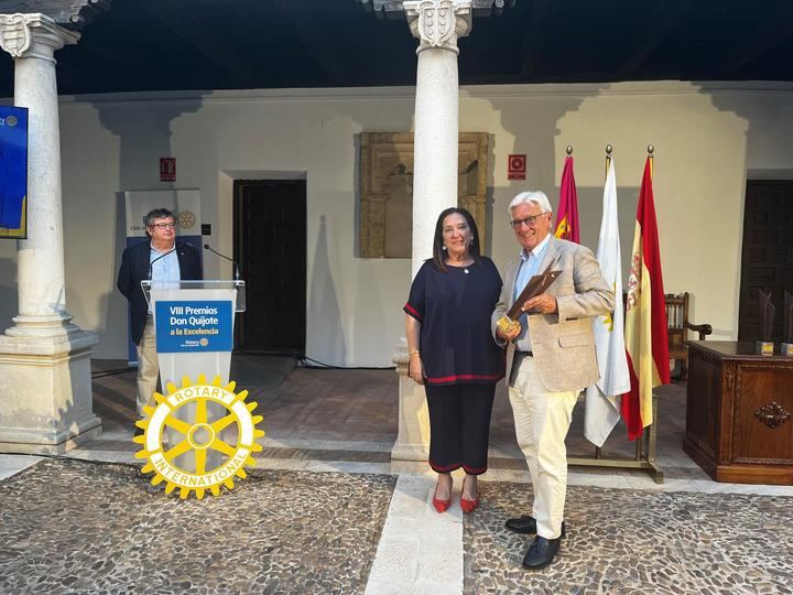 Jesús Ortega recibe el Premio Don Quijote a la Excelencia Más España, Más Europa por su trabajo por el desarrollo rural