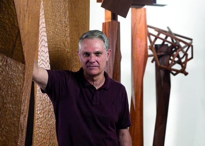 Museo Francisco Sobrino de Guadalajara : La canción está sonando, Exposición de esculturas y dibujos de Jorge VARAS