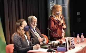 Más de 600 alumnos de Alovera conocen el arte, el cine, la música y la cartelería de propaganda del primer tercio del siglo XX