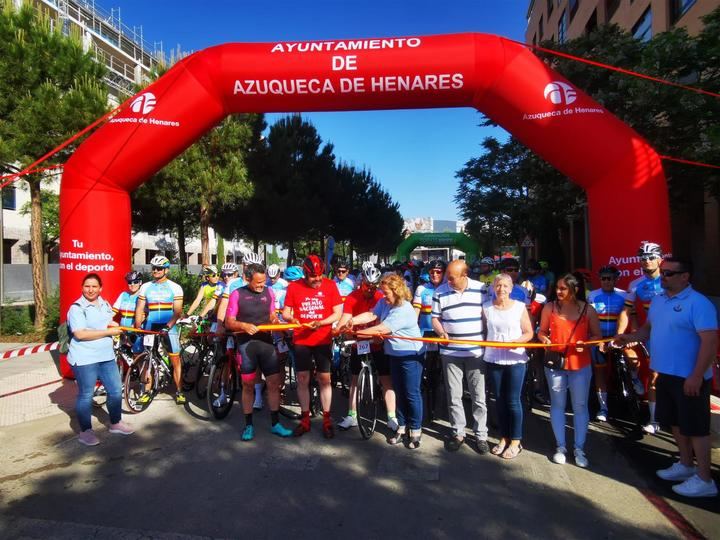 Cerca de 300 participantes en la VI Marcha Cicloturista José Luis Viejo