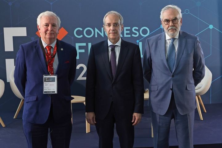 Globalización de rentas, alta inflación, cobro efectivo de deudas, tributación de activos digitales y regulación de criptomonedas, entre las claves de la fiscalidad