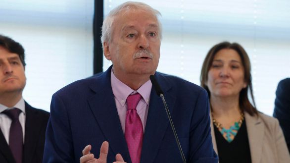 Leguina demanda al PSOE y pide una indemnización por su expulsión del partido