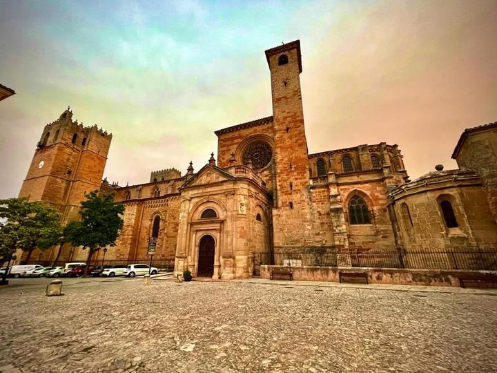 LETRAS VIVAS SEGUNTINAS : Musa de un recuerdo