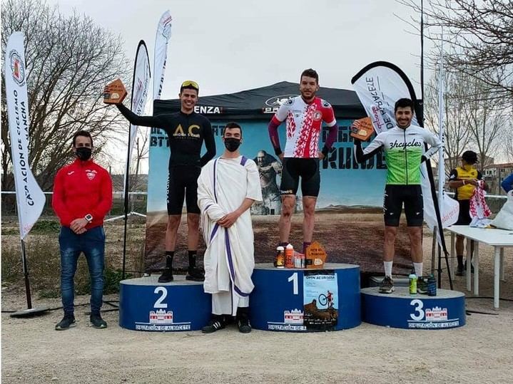 Arranca el Open XC de Castilla-La Mancha con una gran jornada de ciclismo en Lezuza 