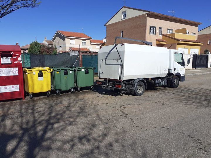 El Ayuntamiento de Villanueva de la Torre adjudica el contrato del servicio de limpieza viaria