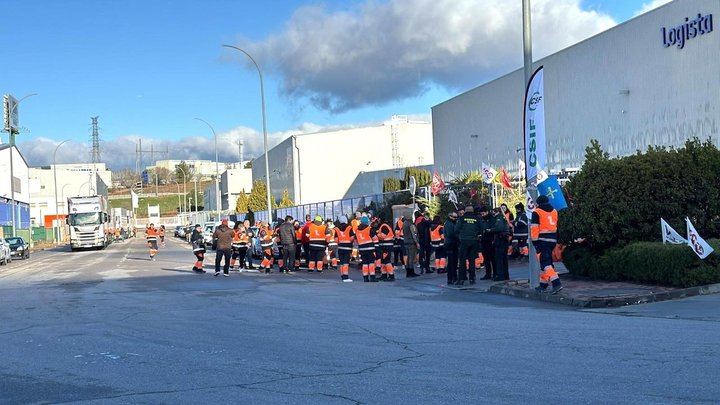 Sin avances tras una semana de huelga en Logista para pedir mejoras salariales y laborales