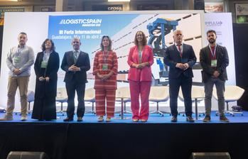La alcaldesa de Guadalajara corta la cinta inaugural de la III Feria Logistics Spain