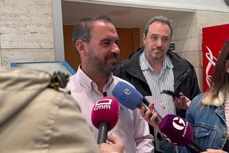 El autobús será gratis para los usuarios de tarjetas XGuada si la incidencia de recargas persiste mañana miércoles