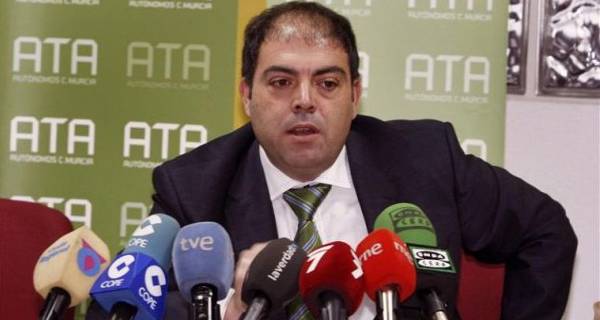 Enfado e indignación de los autónomos con las medidas de Pedro Sánchez por el coronavirus: 