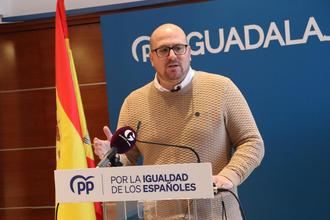 Lucas Castillo: “Frente a un gobierno que vive asfixiado y extorsionado por sus socios, desde el PP seguiremos defendiendo los derechos y dignidad de todos los españoles”