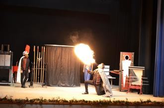 Villancicos, uvas infantiles y magia para despedir el 2021 en Yunquera de Henares