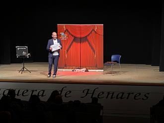 Juanma García llenó de magia el Centro Cultural Miguel de Cervantes de Yunquera de Henares