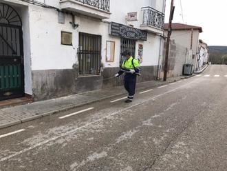 El Ayuntamiento de Mandayona desinfecta por el coronavirus diferentes zonas del pueblo