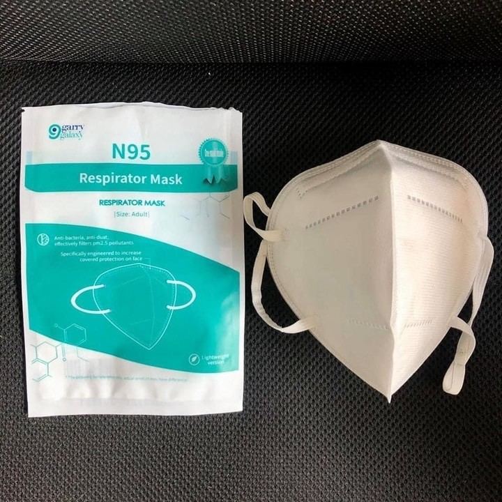 Los colegios médicos se personarán como acusación particular en los casos de contagios por usar mascarillas defectuosas