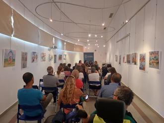 La presentación del libro Mentiras de la historia de España de María y Laura Lara clausura los actos de Semana del Libro en la Biblioteca de Alovera