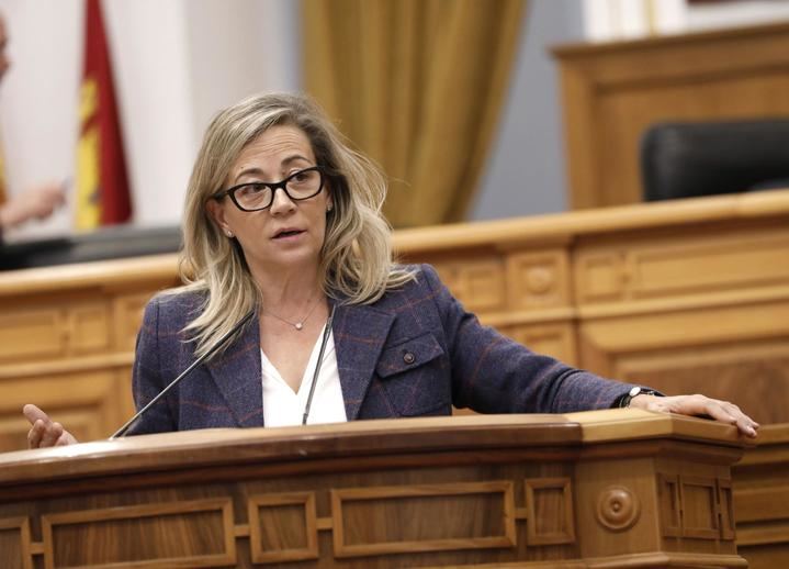 Merino pide a Page que atienda y resuelva las MÁS DE 9.000 SOLICITUDES que siguen esperando ser valoradas para percibir su prestación de DEPENDENCIA en CLM