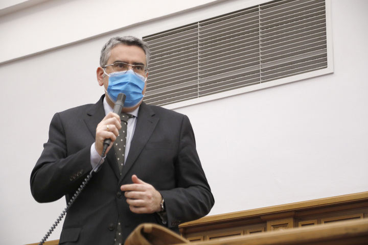 El PP recoge el malestar de los empleados públicos de la Junta por las medidas de protección adoptadas por el Gobierno de Page