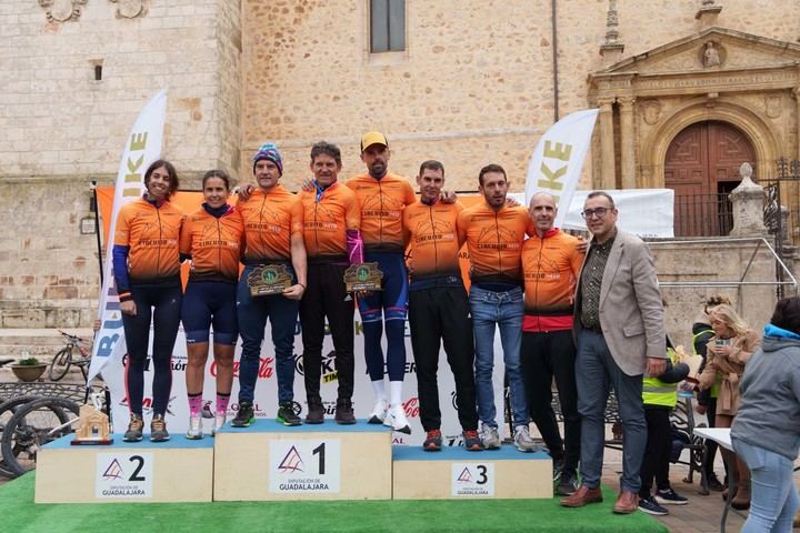 Javier Écija y Beatriz Martínez repiten pódium en la I Mondejana Race
