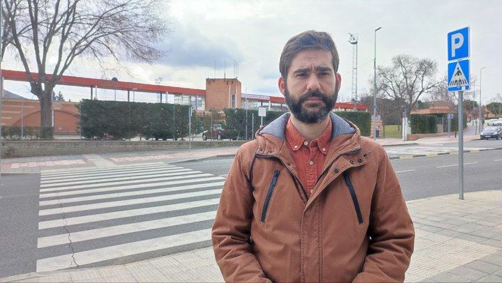 Unidas Podemos-IU quiere que el Ayuntamiento de Guadalajara regule espacios sin humo al aire libre en accesos a instalaciones públicas.